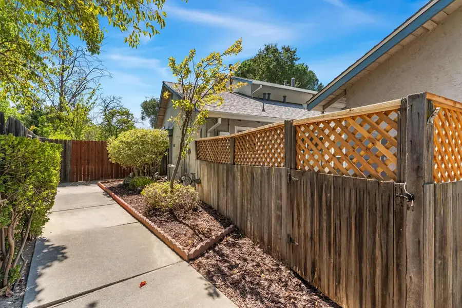 2022 E 8th Street, Davis, CA 95618 - #3