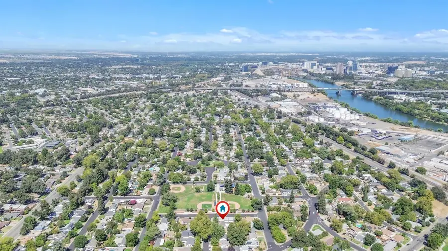 1823 Pennsylvania Avenue, West Sacramento, CA 95691 - #3