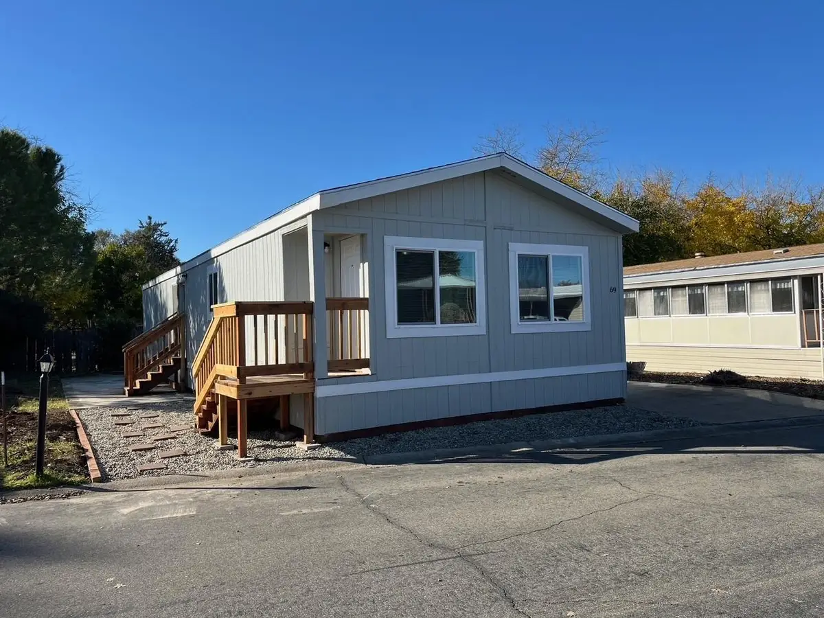 69 Casa Grande Dr, Red Bluff, CA 96080 - #1