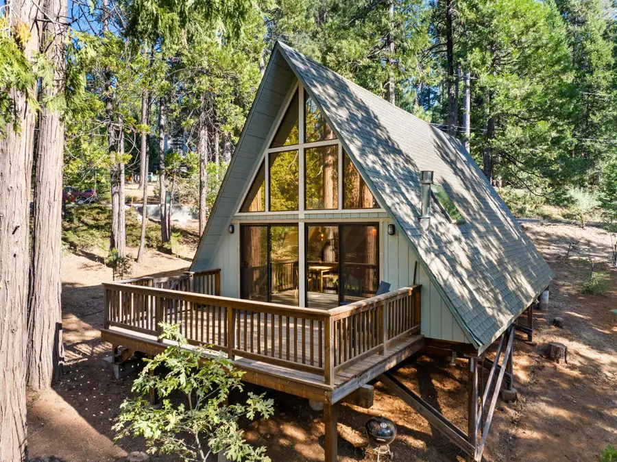 2950 Placer Way, Arnold, CA 95223 - #2