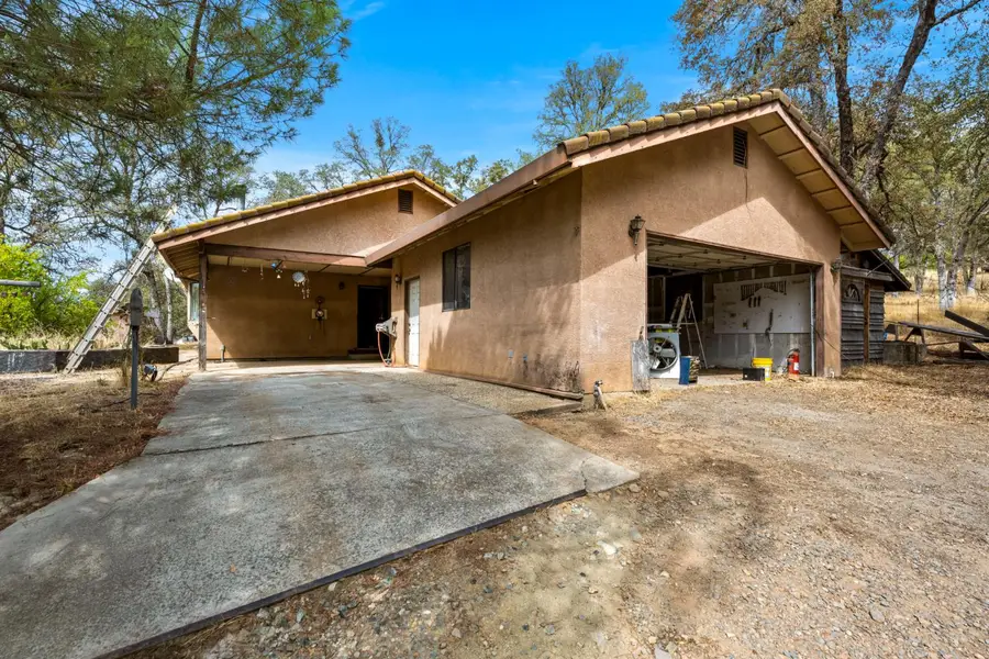 10490 Hubbard Road, Auburn, CA 95602 - #2