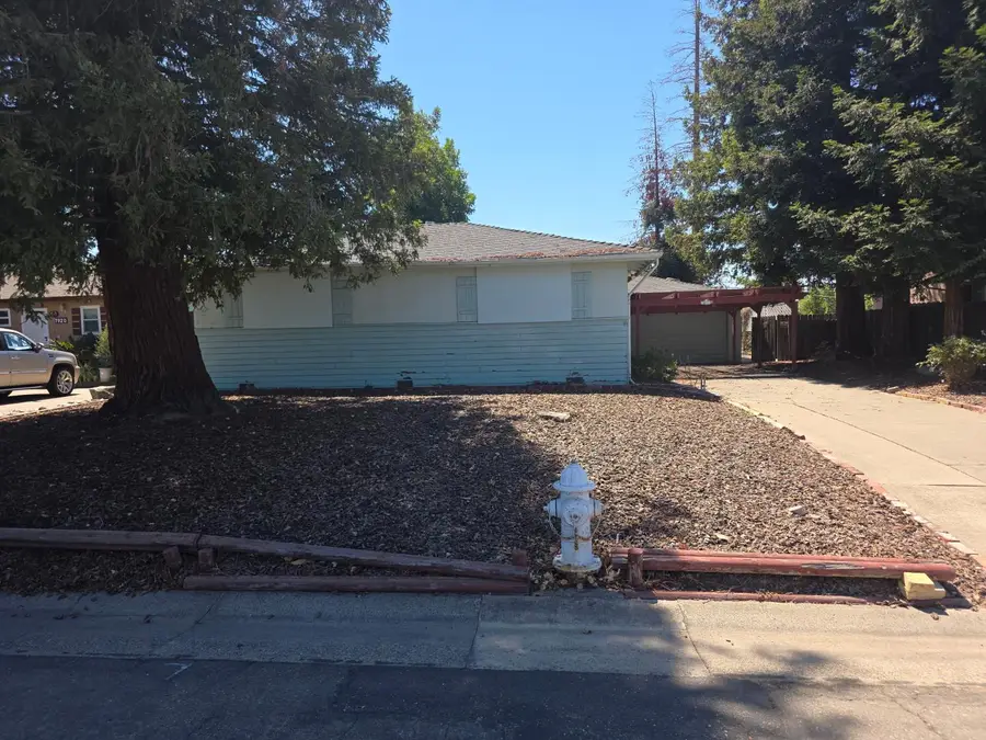 7910 Lorin Avenue, Sacramento, CA 95828 - #2