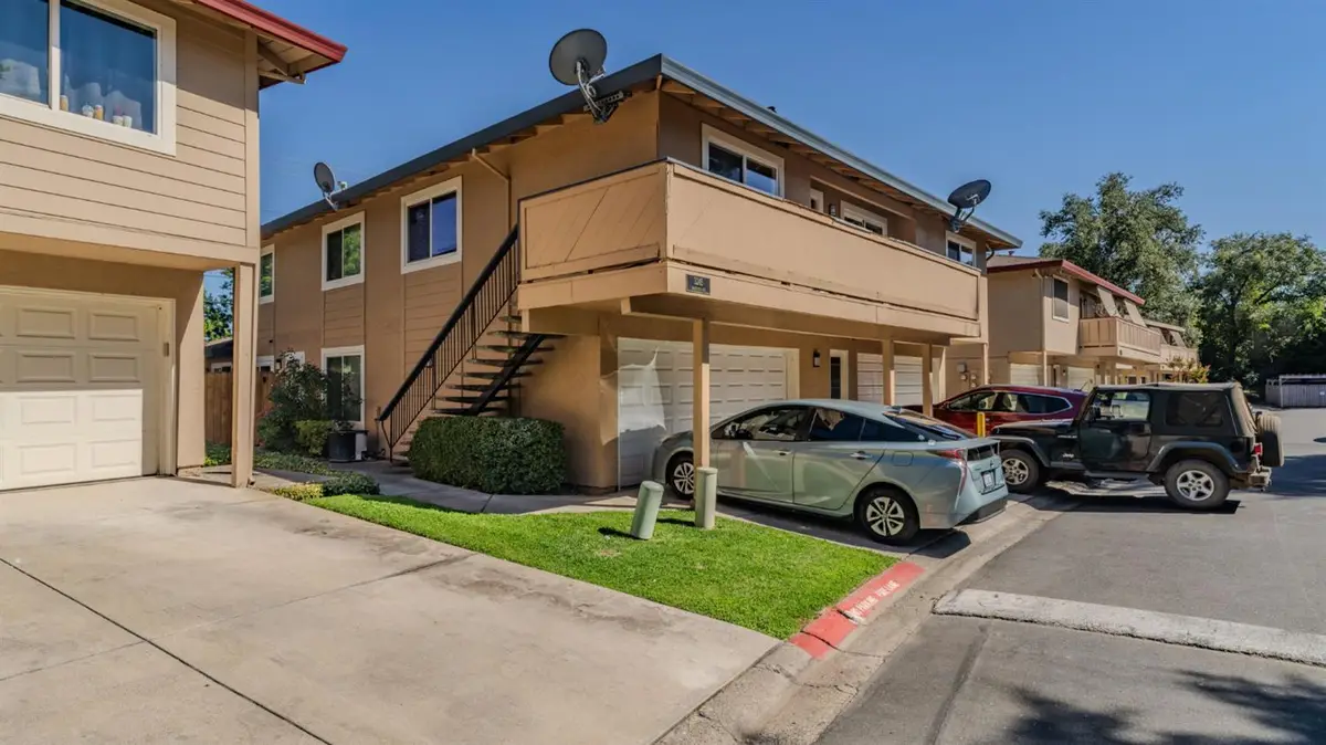 5245 Manzanita Way #4, Carmichael, CA 95608 - #1