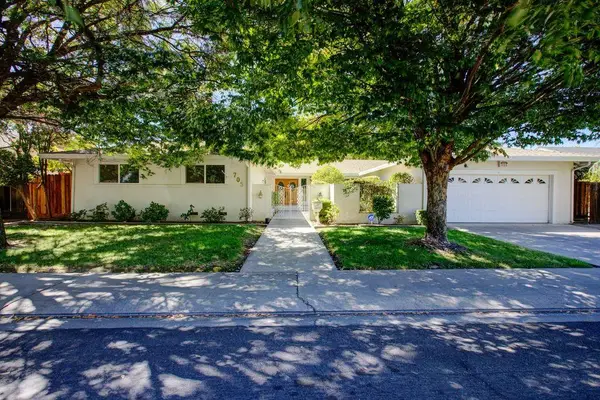 705 Leytonstone Avenue, Modesto, CA 95355