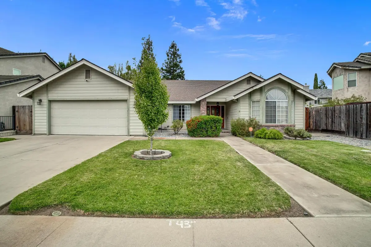 2071 N Daubenberger Road, Turlock, CA 95382 - #1