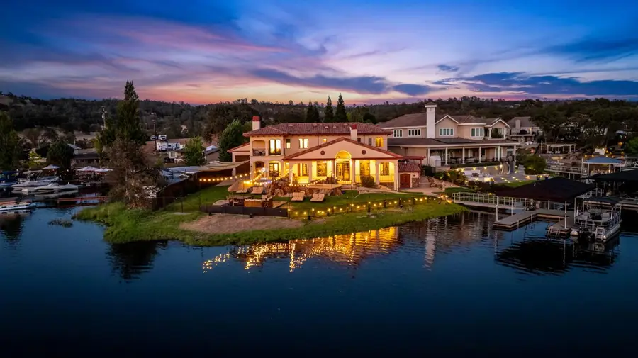 113 Waterfront Ct, Copperopolis, CA 95228 - #3