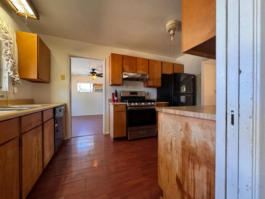6804 Lumry Street, North Highlands, CA 95660 - #3