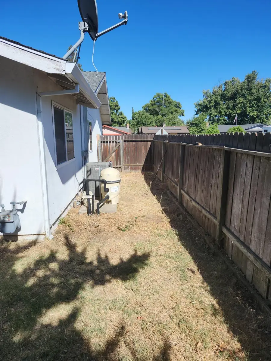 9379 Mira Del Rio Drive, Sacramento, CA 95827 - #2