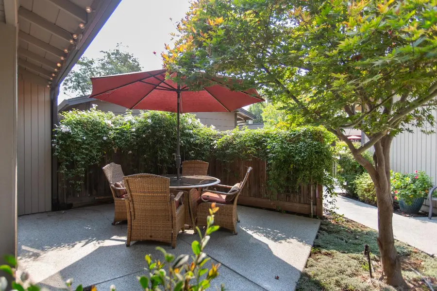 668 Shadowview Court, Turlock, CA 95382 - #3
