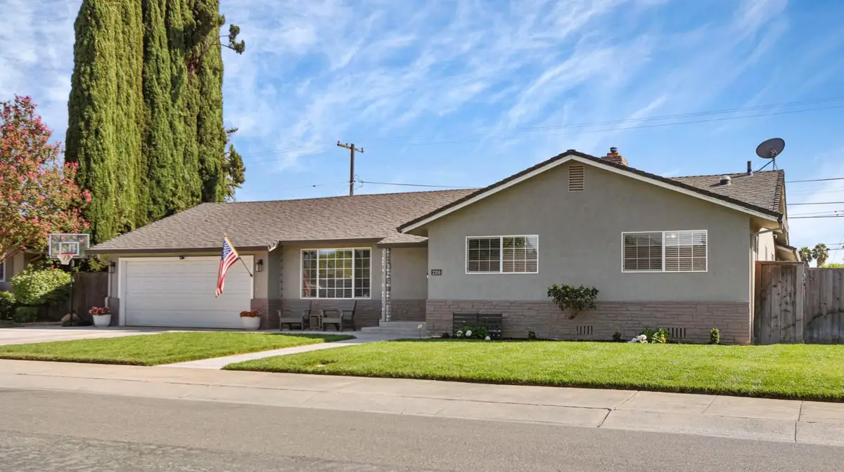 2208 Cabrillo Circle, Lodi, CA 95242 - #1