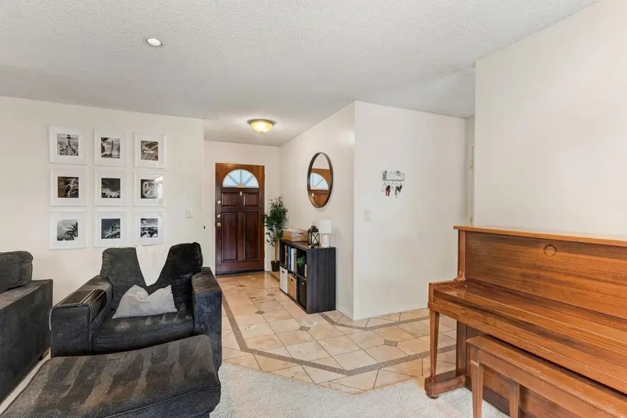 733 Cimmaron Court, Galt, CA 95632 - #3