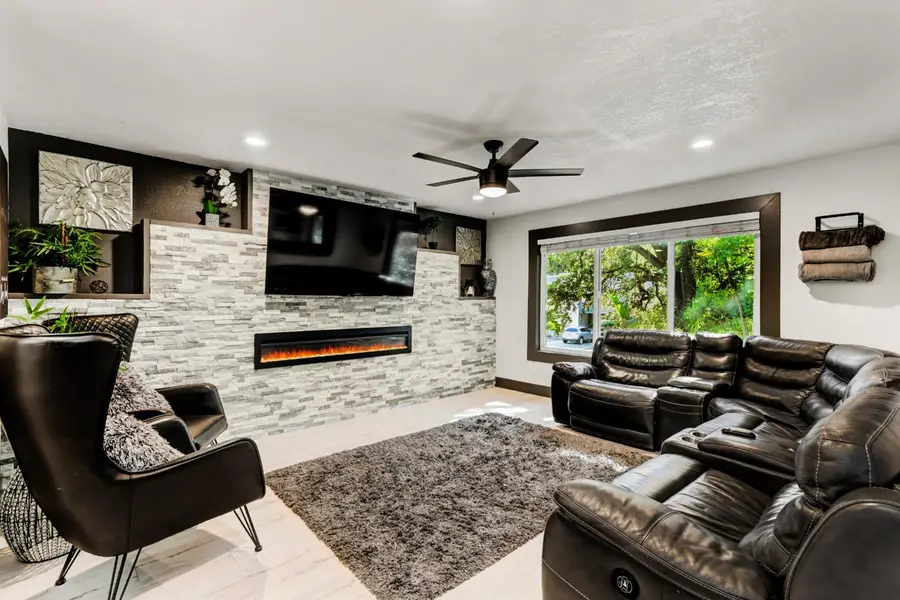 77 Columbia Avenue, Roseville, CA 95678 - #3