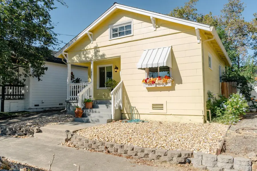 121 Alta Avenue, Roseville, CA 95678 - #2