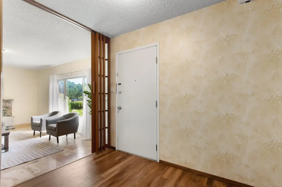 2916 Notre Dame Drive, Sacramento, CA 95826 - #3