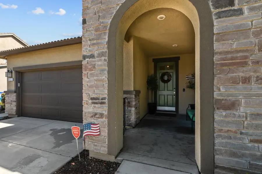 905 Ellis Circle, Galt, CA 95632 - #3