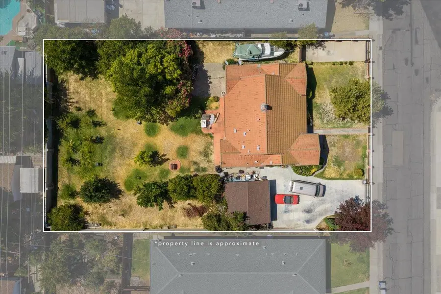 2076 20th Avenue, Sacramento, CA 95822 - #2