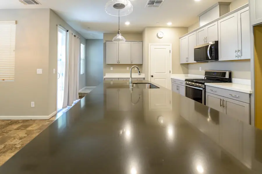 5375 Hampton Falls Way, Sacramento, CA 95835 - #3