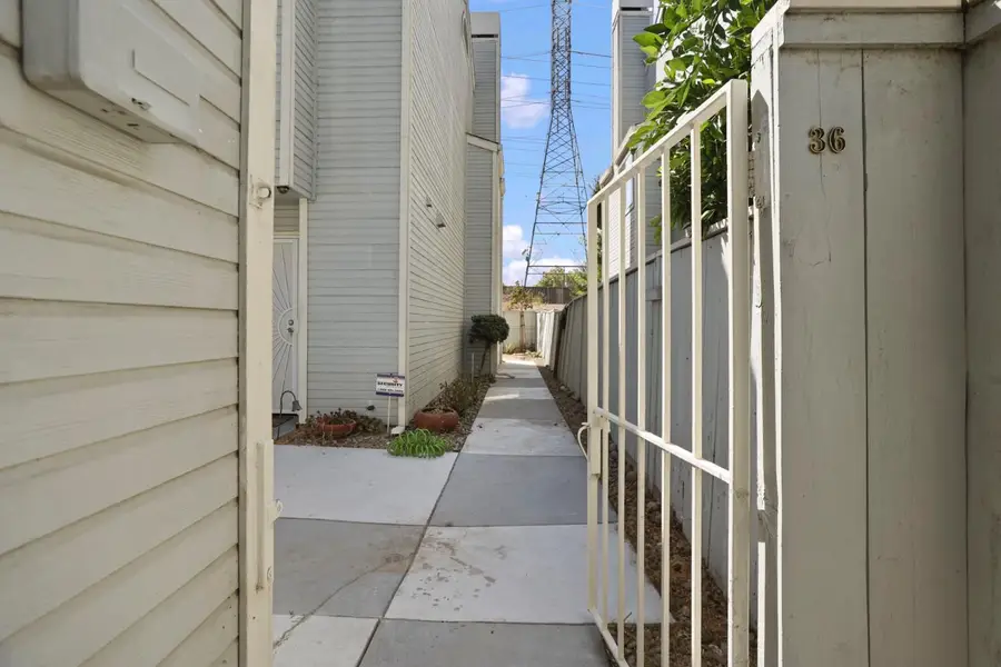 2930 Driftwood Place #36, Stockton, CA 95219 - #3