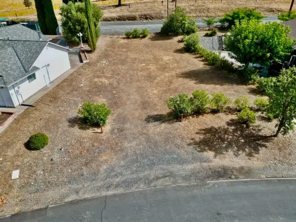 255 Poker Flat Road, Copperopolis, CA 95228
