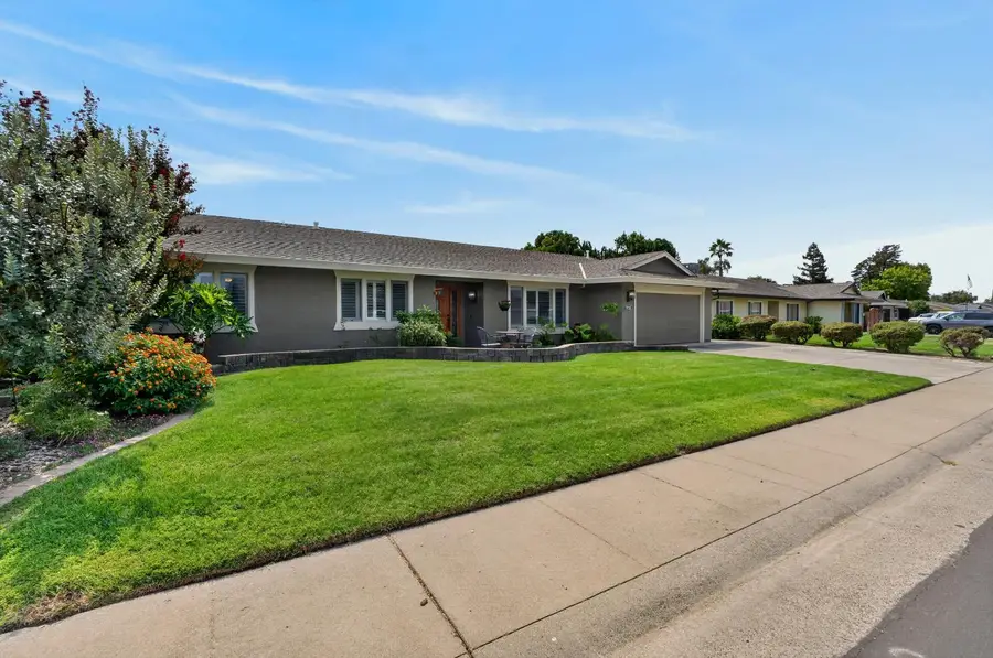 8733 Elk Ridge Way, Elk Grove, CA 95624 - #3