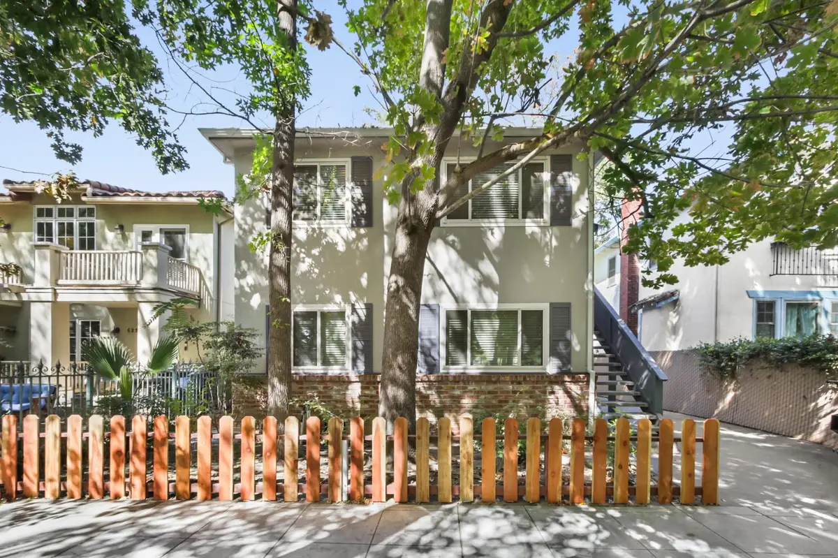 627 T Street, Sacramento, CA 95811 - #1