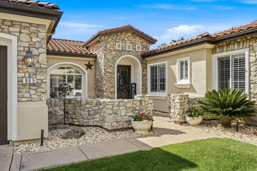 965 Woodridge Court, Yuba City, CA 95993 - #3