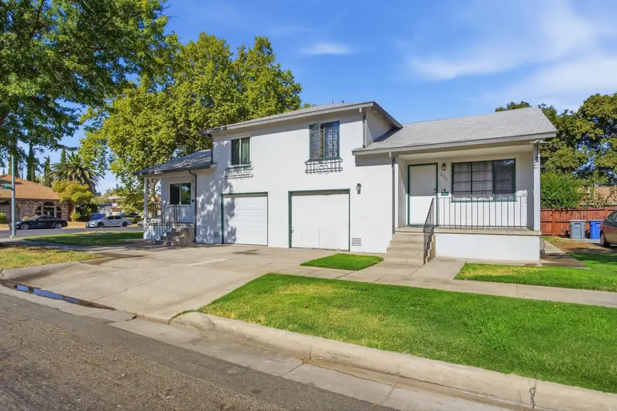 2205 O Street, Merced, CA 95340 - #2