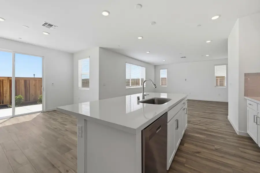 1240 N Robiolo Lane, Mountain House, CA 95391 - #3
