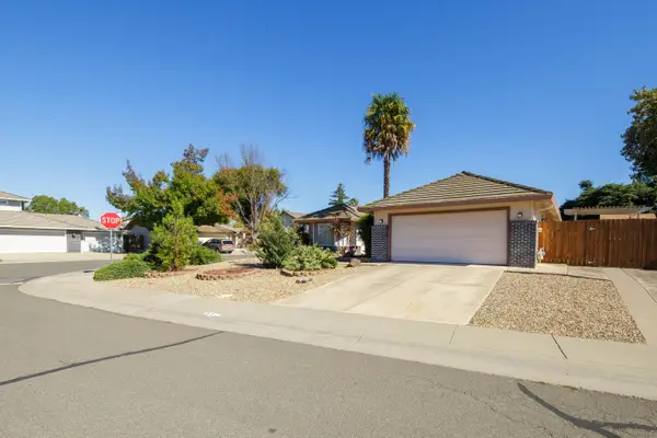 327 Shelduck Lane, Galt, CA 95632