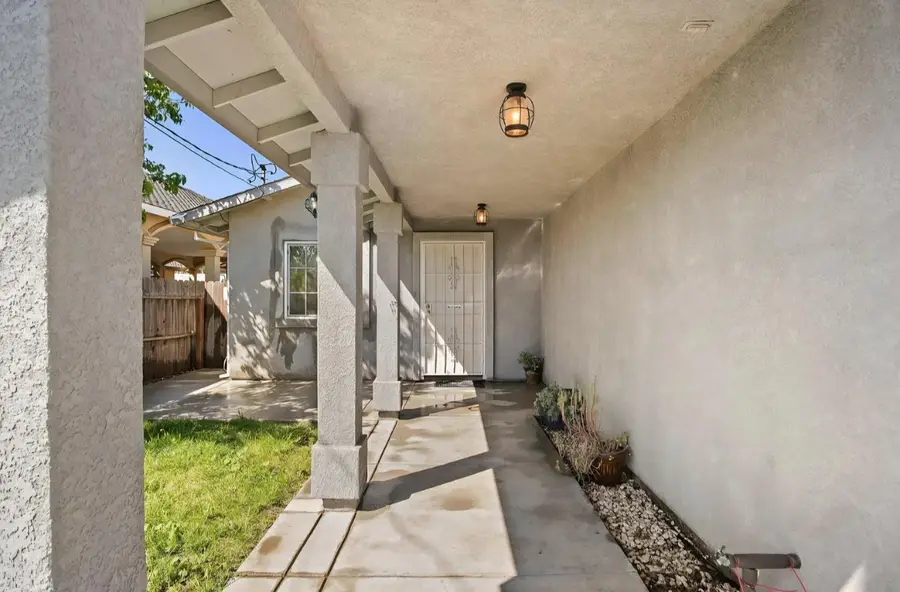 903 Bird Avenue, Stockton, CA 95215 - #2