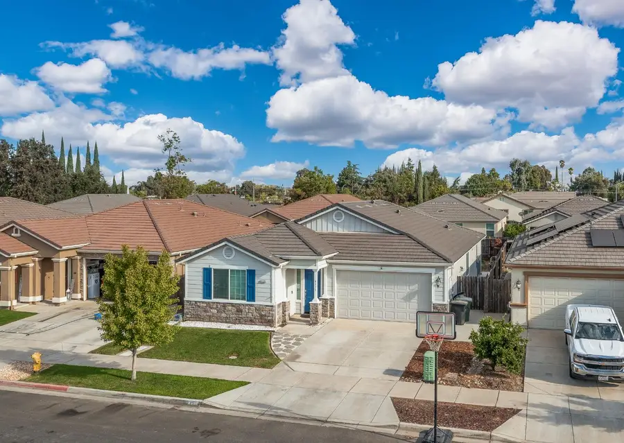 4125 Sierra Street, Riverbank, CA 95367 - #3