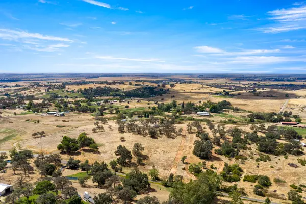 8065 Lakeview Lane, Lincoln, CA 95648