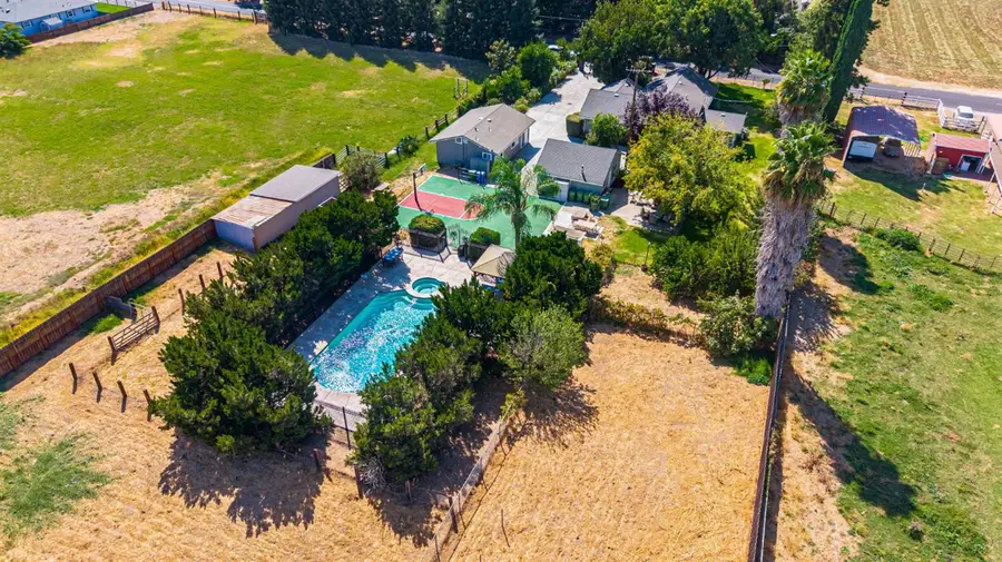 1206 Pauline Avenue, Modesto, CA 95358 - #2