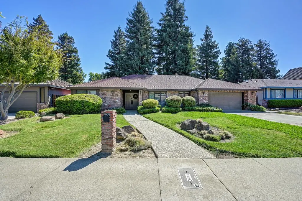 14 Ridgemark Court, Sacramento, CA 95831 - #1