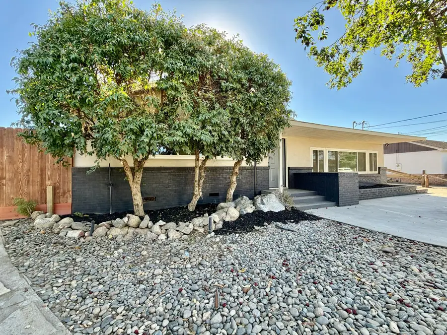 1322 N Central Avenue, Modesto, CA 95351 - #2