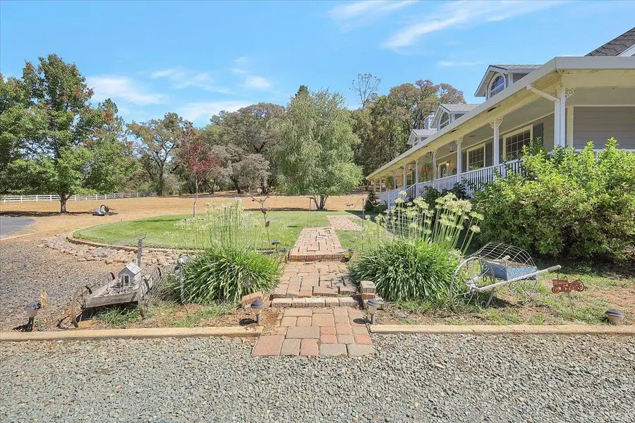 9844 Texas Hill Road, Oregon House, CA 95962 - #3