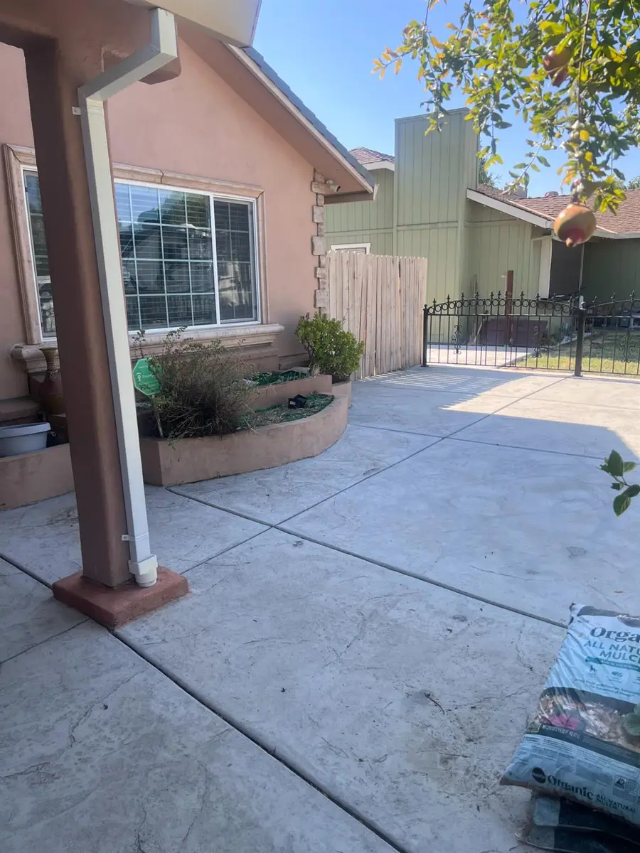 709 Crystal Springs Drive, Woodland, CA 95776 - #2