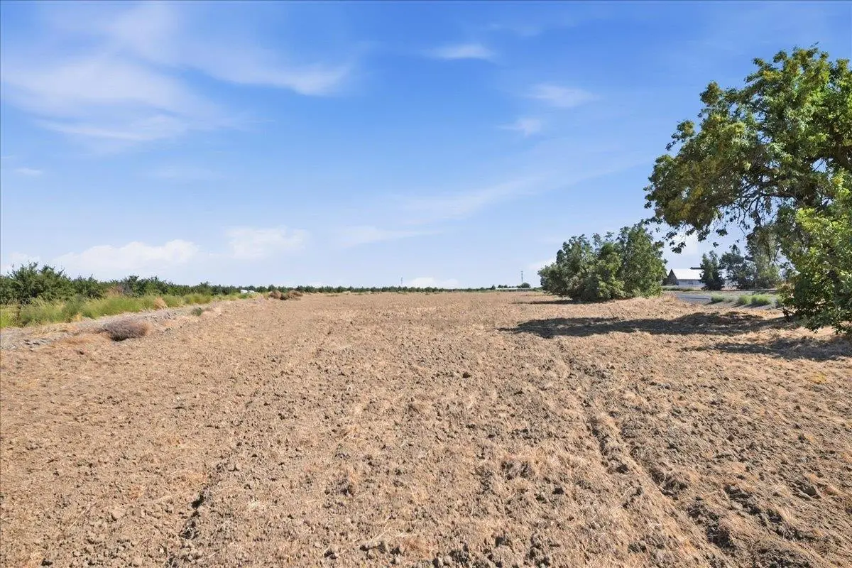0 Ca-33, Patterson, CA 95363 - #1