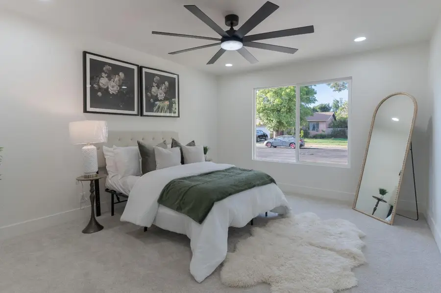 714 Dupont Drive, Stockton, CA 95210 - #3