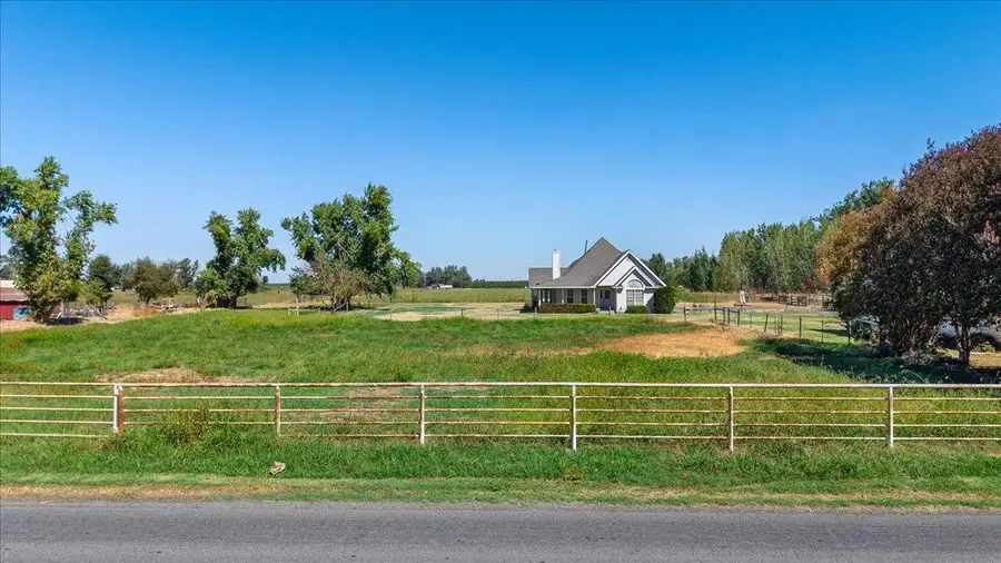 4301 Lone Tree Road, Oakdale, CA 95361 - #3