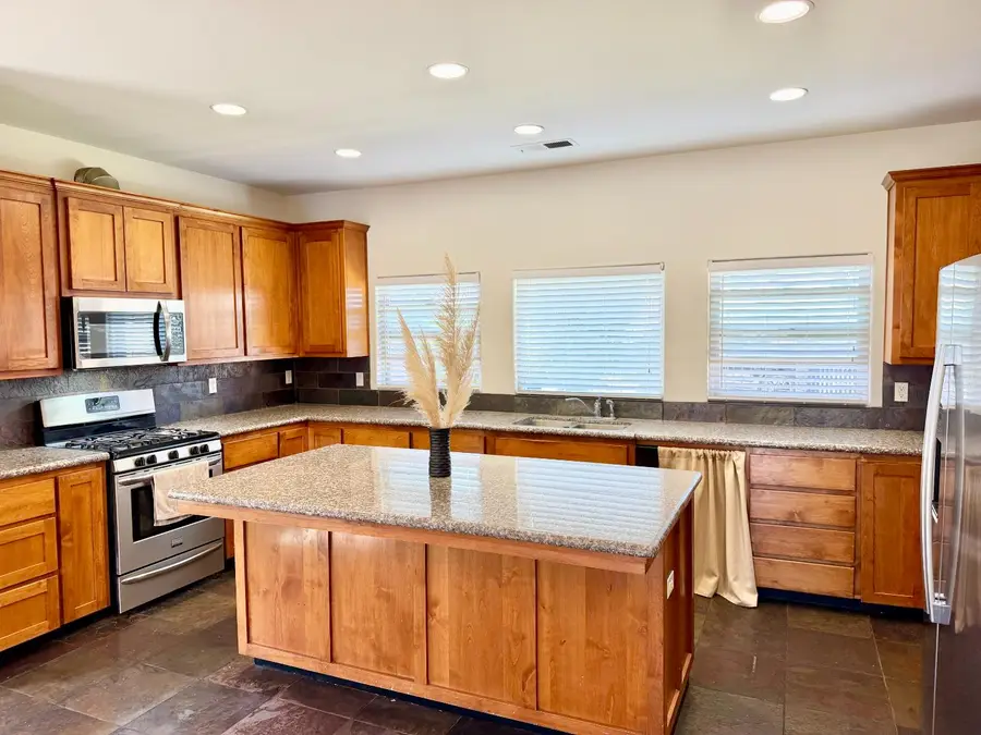 3868 Central Avenue, Ceres, CA 95307 - #3