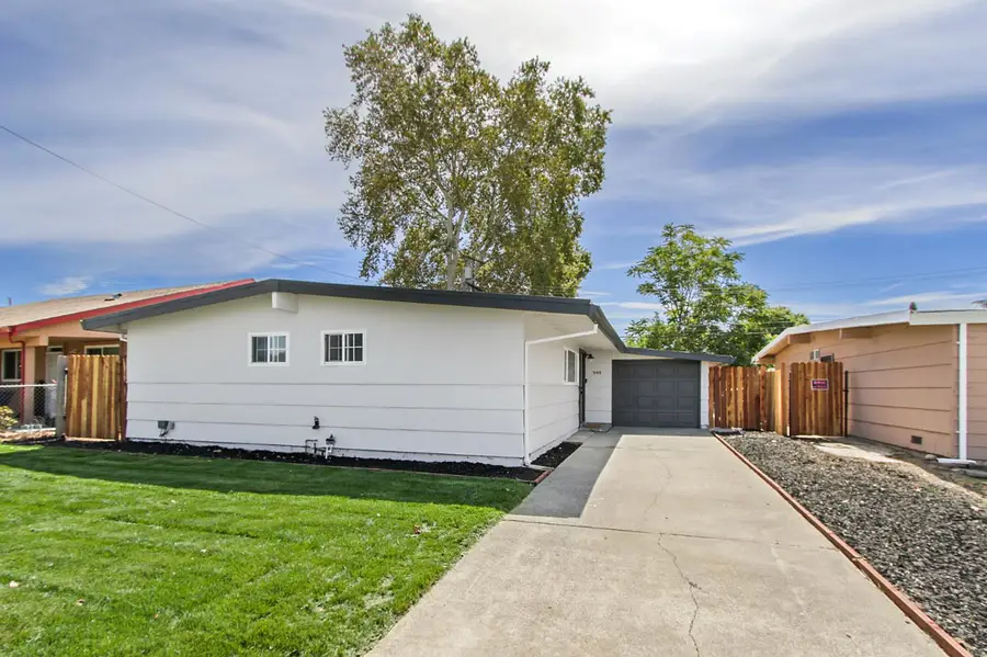 949 Joan Street, West Sacramento, CA 95605 - #3