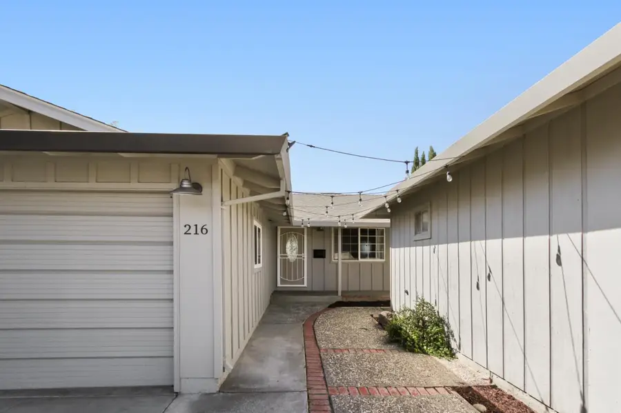 216 San Luis Street, Woodland, CA 95695 - #2