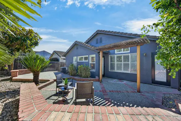 10083 Teddington Way, Elk Grove, CA 95624