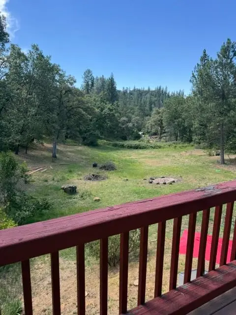 300 Larsen Lane, Applegate, CA 95703