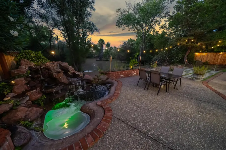 2215 Broadstone Drive, Roseville, CA 95661 - #2