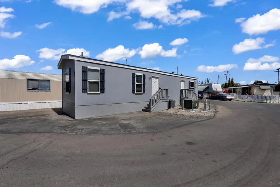 1719 W Olive Avenue #47, Fresno, CA 93728 - #3
