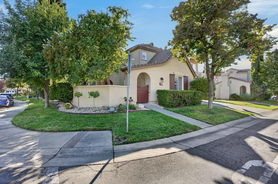 3824 Gresham Lane, Sacramento, CA 95835 - #3