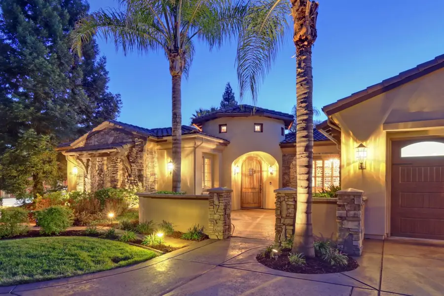 8635 Ashbury Court, Roseville, CA 95747 - #2