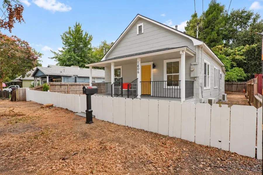 1406 W 7th Street, Chico, CA 95928 - #2